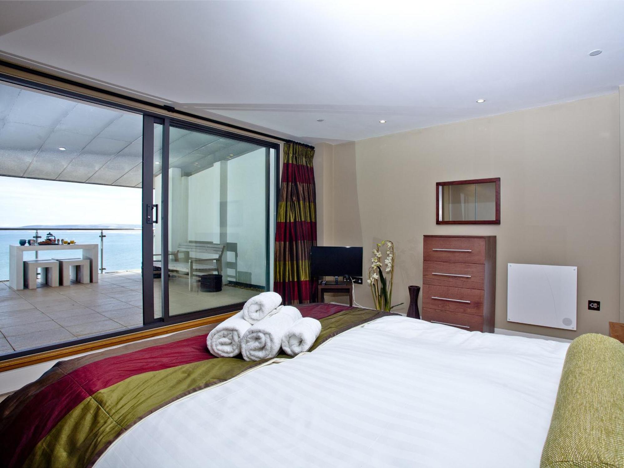 The Penthouse Bay View Apartment Westward Ho!  Exterior photo